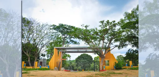 Opulence — entrance gateway